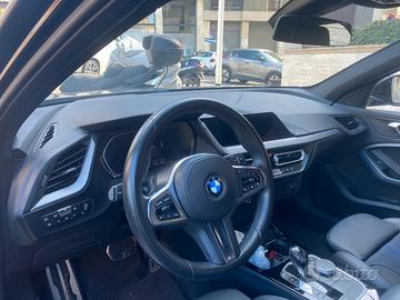 Vendo BMW 118d. M sport automatica