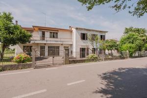 ORIAGO Bifamiliare intera in zona centrale R530