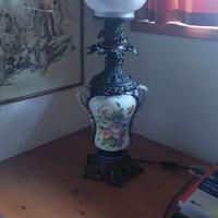 Lampada antica ad olio