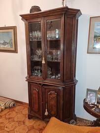 Elegante Cristalliera/Vetrina Classica in Legno