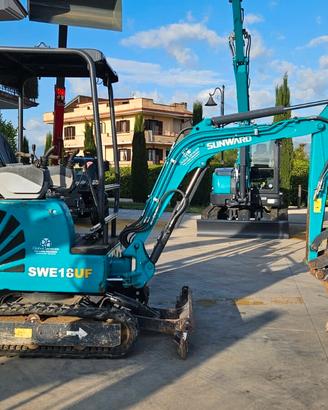 MINIESCAVATORE SUNWARD SWE 18 UF POCHE ORE