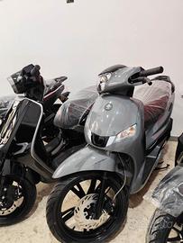 Peugeot Tweet 125 kisbee