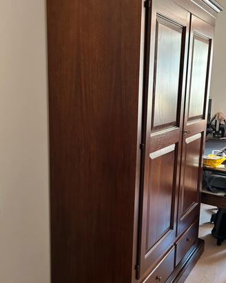 Armadio in legno