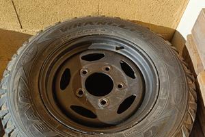 cerchi e gomme Defender/ Discovery 300 TDI 
