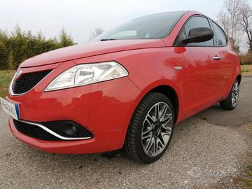 Lancia Ypsilon 1.3 MJT 16V 95 CV 5 porte S&S Plati