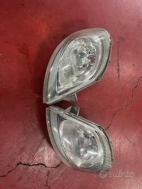 Fari Renault trafic
