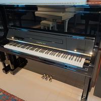 Pianoforte verticale YAMAHA U300