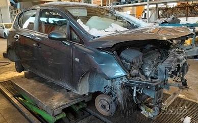 RICAMBI Opel Corsa E 5P 1.4 B/GPL anno 2017 - FL88