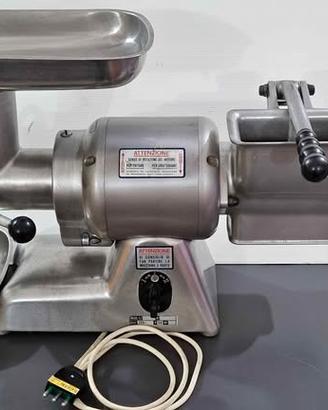 TRITACARNE CON GRATUGGIA 220 V