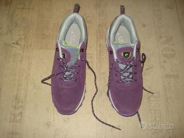 NUOVE SCARPE DA TREKKING Mis. 42 EUR 20,00