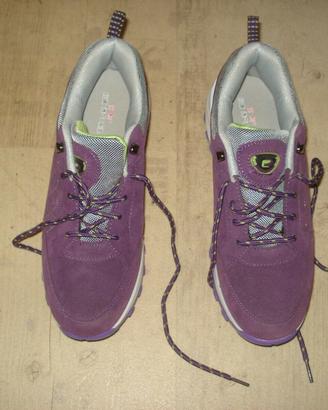 NUOVE SCARPE DA TREKKING Mis. 42 EUR 20,00