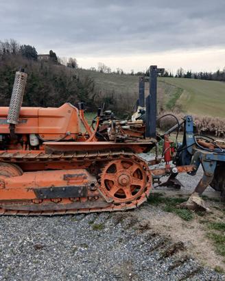 TRATTORE CINGOLATO FIAT 455