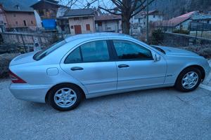 MERCEDES 220 CDI 150 CV