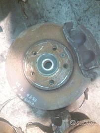 Mozzo anteriore sx opel vivaro anno 2005 - 1.9 g