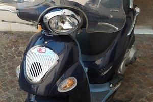 Scooter Kymco People 150