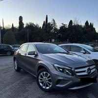 Mercedes-Benz GLA 180