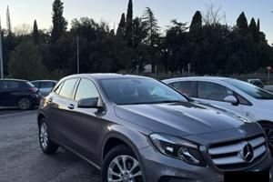 Mercedes-Benz GLA 180