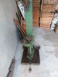 Spaccalegna idraulico verticale