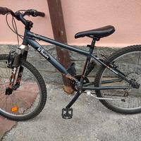 bici btwin  con ruote da 24 pollici
