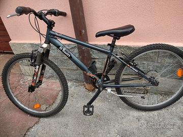 bici btwin  con ruote da 24 pollici 