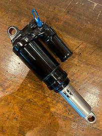 RockShox Monarch plus rc3  216/63