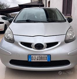 Toyota aygo 1.0 benzina