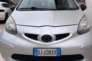 Toyota aygo 1.0 benzina