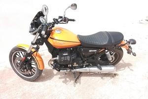 Moto Guzzi v9 roamer