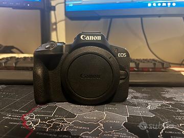 Canon EOS r50
