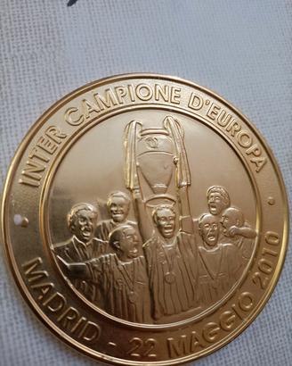 Medaglia dell'Inter Campioni nella UEFA a Madrid d