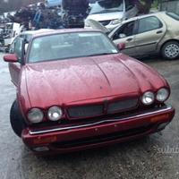 Jaguar xjr anno 95'