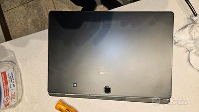 Samsung Galaxy TabPro S - 4GB ram/Core m3 - Win11