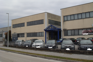 Laboratori piano terra mq 200 e mq 700 1° piano