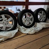 Set invernale completo – 4 pneumatici + cerchi