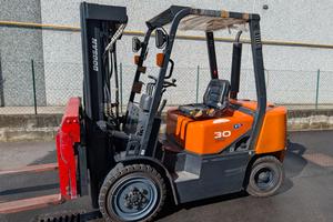 Muletto Doosan Diesel 30 Q.li