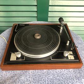 CONNOISSEUR TURNTABLE ENGLISH BD 2.- GIRADISCHI