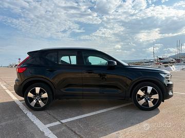 Volvo xc40 d3 Momentum