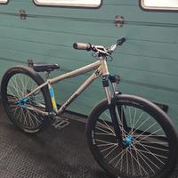 YT Industries Dirt Love 26'
