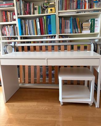 Scrivania IKEA bianca