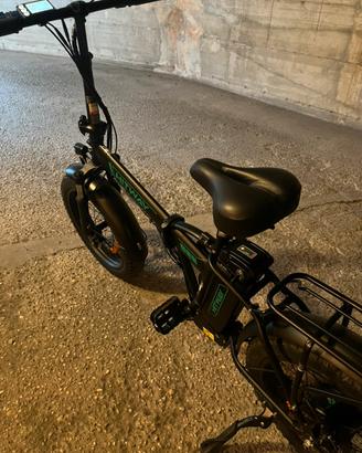 Bicicletta elettrica HITWAY