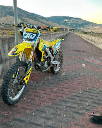 Suzuki rm z 450 del 2005