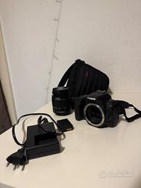 Kit Canon EOS 200D + EF-S 18-55 f3.5-5.6 III