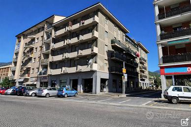 3 LOCALI A AOSTA