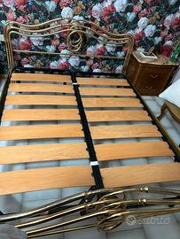 Letto matrimoniale in ottone