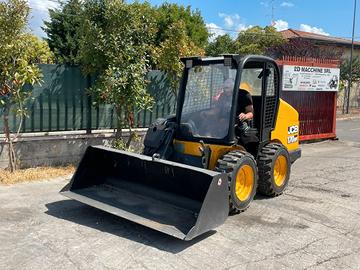 P78 Mini pala 30 q.li JCB 170