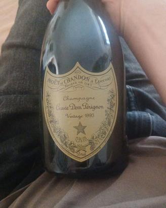 CHAMPAGNE