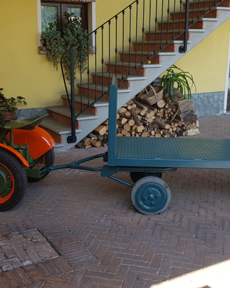 Carrello rimorchio ,d'epoca 1951,per trasporto