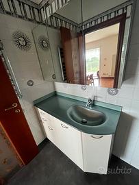 Mobile bagno con armadio specchiato