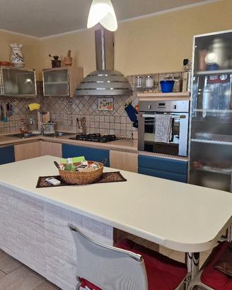 cucina lube