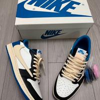 Air Jordan 1 Low Bianco, Blu e Nero 45